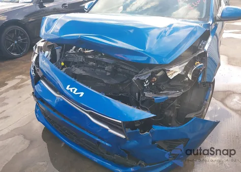 2023 Kia Rio 5-Door S из США, поврежденный, VIN 3KPA25AD5PE580103